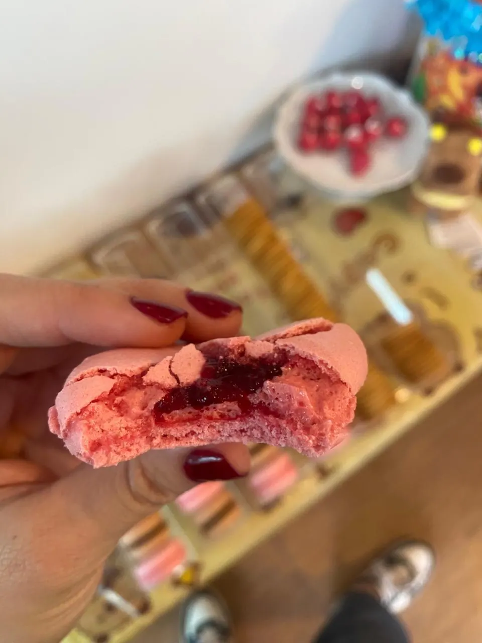 Macaron mordido