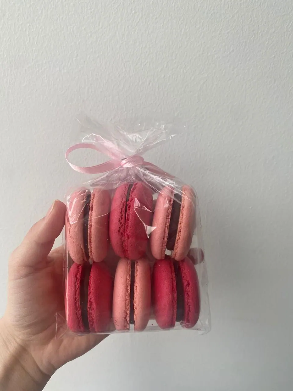 Macarons de regalo con moño